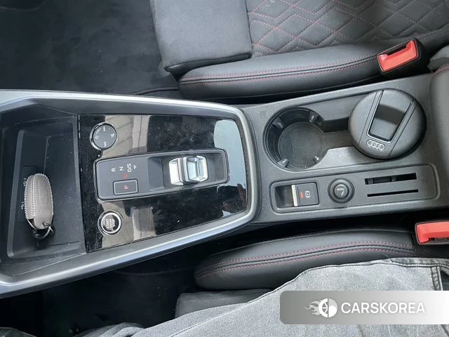 Audi A3 id 4262595 из Китая 18