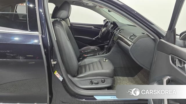 Volkswagen The New Passat id 4658244 из Кореи 18