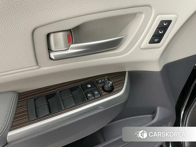 Toyota Grevia id 4276008 из Китая 18