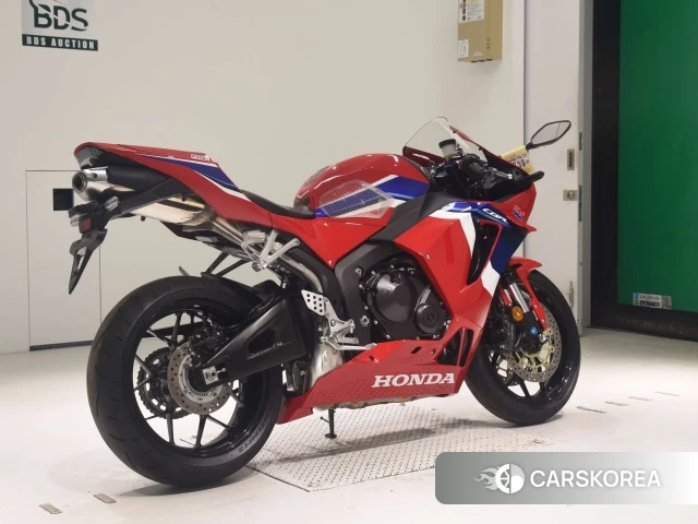 Проданный Honda CBR600RR 2021 из Японии