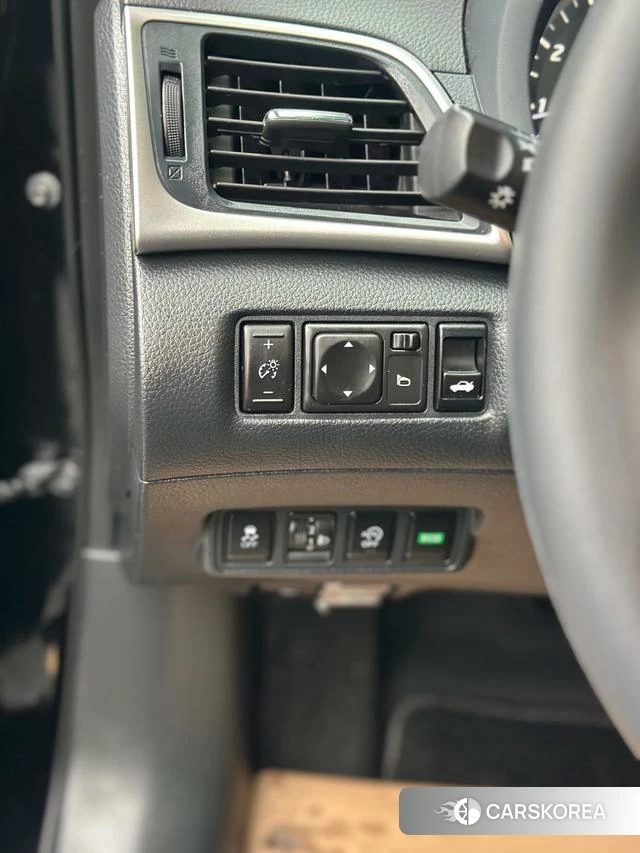 Nissan Xuan Yi id 4235732 из Китая 18