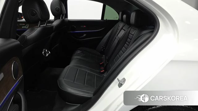 Mercedes-Benz E-Class W213 id 4856555 из Кореи 18