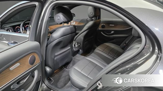 Mercedes-Benz E-Class W213 id 4625026 из Кореи 18