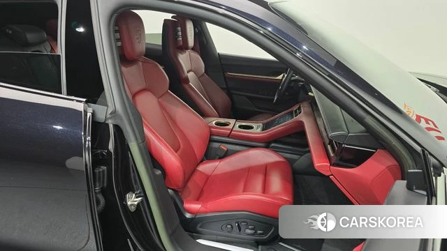 Porsche Taycan id 4428470 из Кореи 18