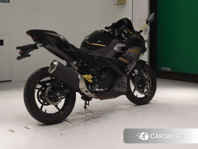 Проданный Kawasaki NINJA 400 2019 из Японии, фото 2