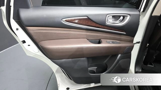 Infiniti QX60 id 4693936 из Кореи 18