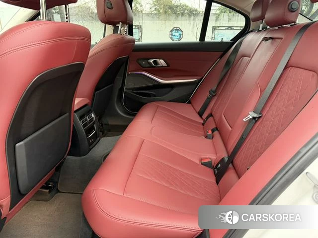 BMW 3 series id 4259411 из Китая 18