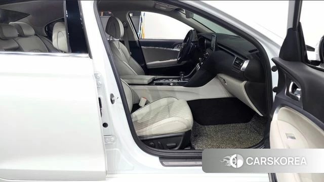 Genesis G70 id 4362645 из Кореи 18