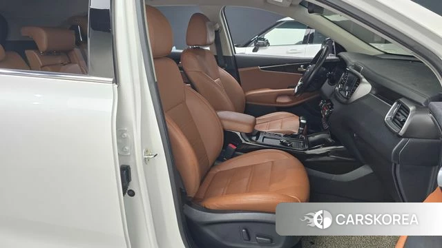 Kia The New Sorento id 4647689 из Кореи 18
