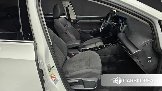 Volkswagen Golf 8th Generation id 4349773 из Кореи 18