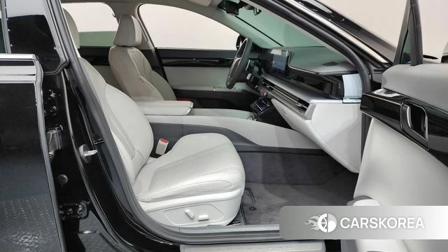 Hyundai Grandeur (GN7) id 4612803 из Кореи 18