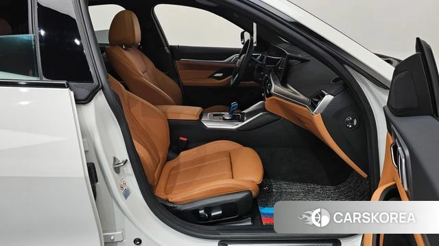 BMW i4 id 4555776 из Кореи 18
