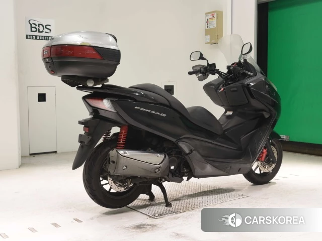 Проданный Honda FORZA 2013 из Японии
