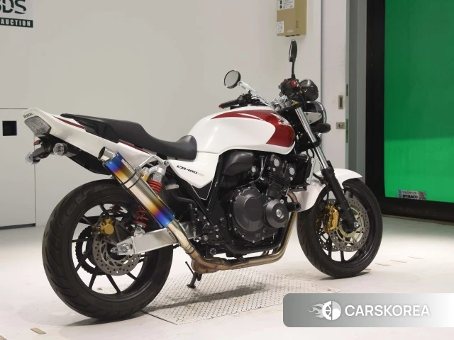 Проданный Honda CB400SF 2015 из Японии