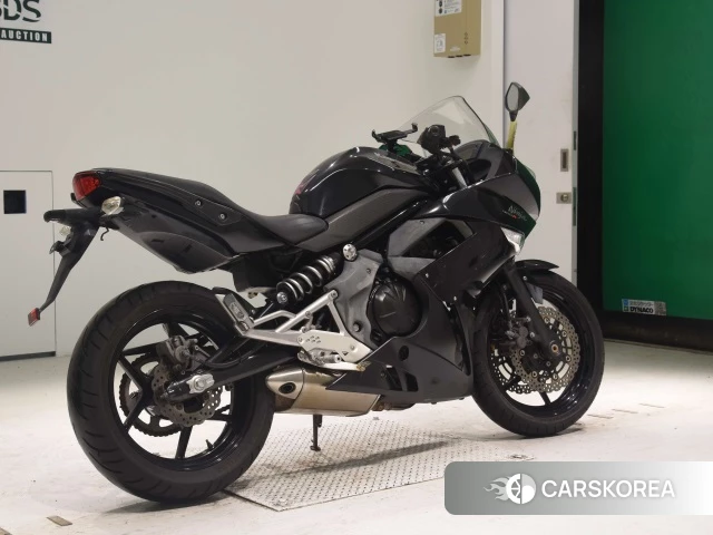 Проданный Kawasaki NINJA 400R 2010 из Японии