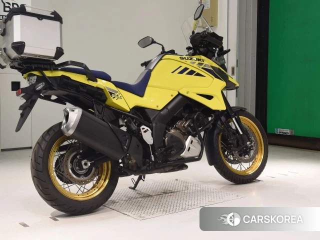 Проданный Suzuki V-STROM 1050XT 2021 из Японии