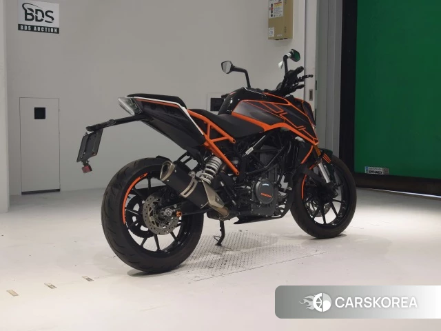 Проданный KTM 250 DUKE 2017 из Японии, фото 2