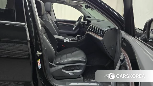 Volkswagen Touareg 3rd generation id 4462185 из Кореи 18