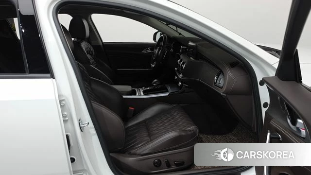 Kia Stinger Meister id 4646744 из Кореи 18