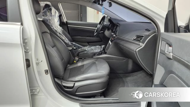 Hyundai The New Avante AD id 4477425 из Кореи 18