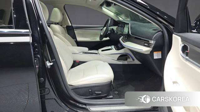 Hyundai The New Grandeur IG Hybrid id 4282312 из Кореи 18