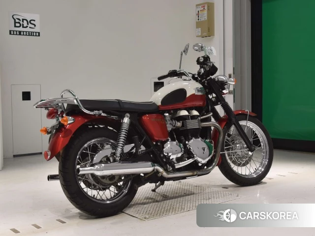 Проданный Triumph BONNEVILLE T100 2013 из Японии, фото 2