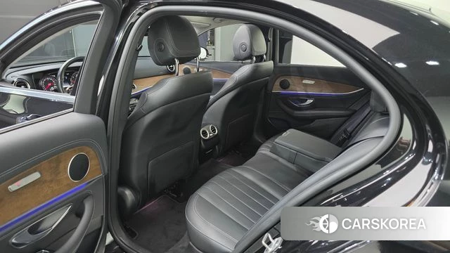 Mercedes-Benz E-Class W213 id 4324898 из Кореи 18