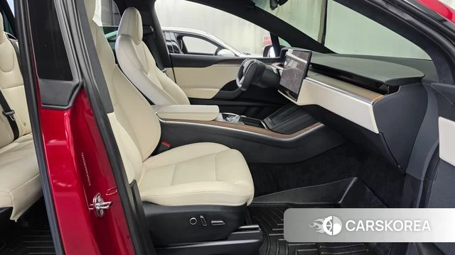 Tesla Model X id 4696472 из Кореи 18