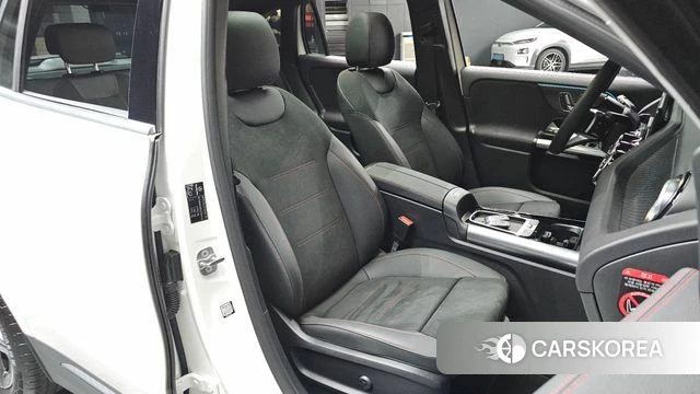 Mercedes-Benz GLA - Class H247 id 4686372 из Кореи 18