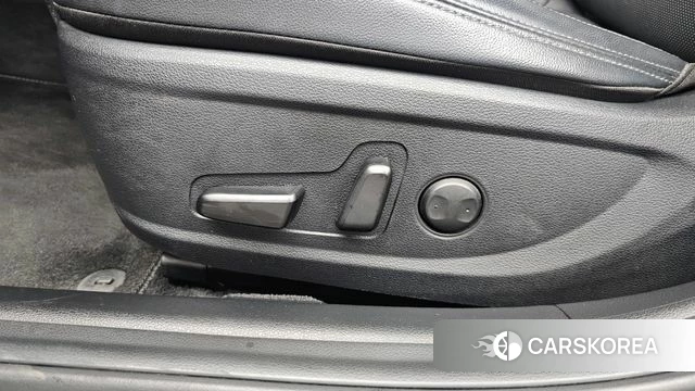Hyundai The New Grandeur IG id 4423948 из Кореи 18