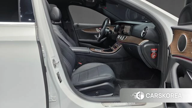 Mercedes-Benz E-Class W213 id 4316090 из Кореи 18