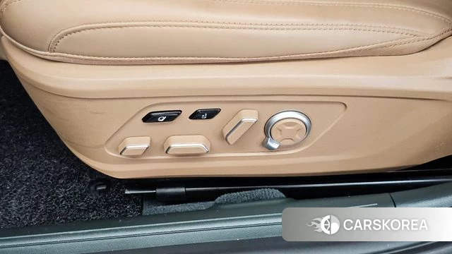 Hyundai Grandeur (GN7) id 4880518 из Кореи 18