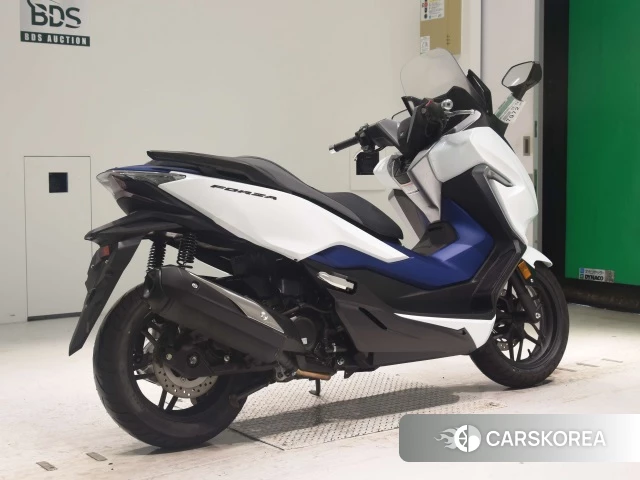 Проданный Honda FORZA 2018 из Японии, фото 2