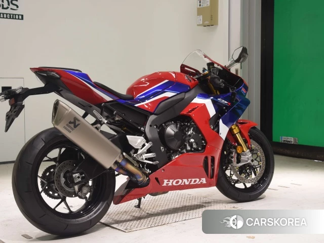 Проданный Honda CBR1000RR-R FIREBLADE SP 2021 из Японии