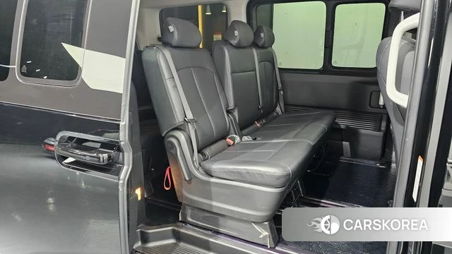 Hyundai Staria id 4222640 из Кореи 18