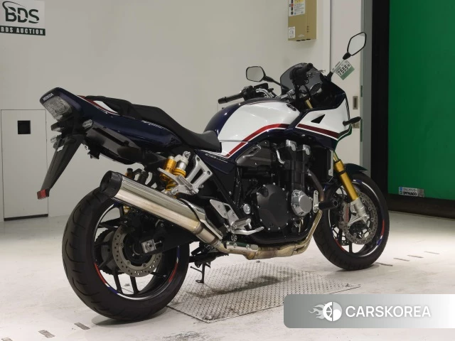 Проданный Honda CB1300SF BOLDOR SP 2021 из Японии, фото 2