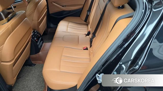BMW 5 Series (G30) id 4736825 из Кореи 18