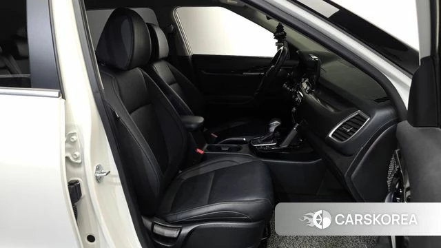 Kia Seltos id 4429841 из Кореи 18