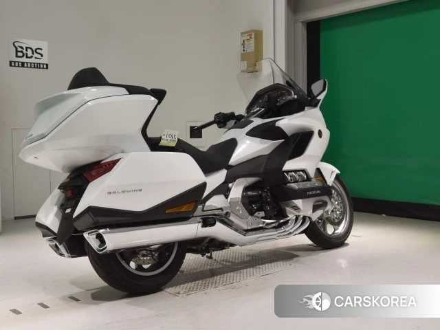 Проданный Honda GL1800 TOUR DCT 2024 из Японии, фото 2