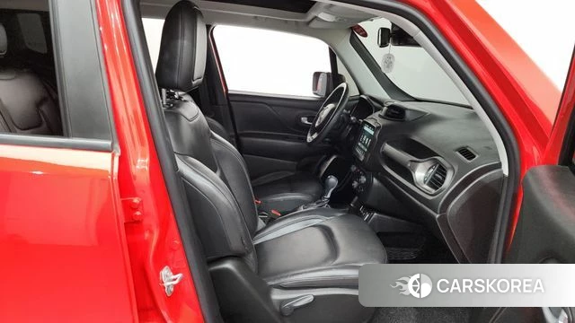 Jeep Renegade id 4429606 из Кореи 18