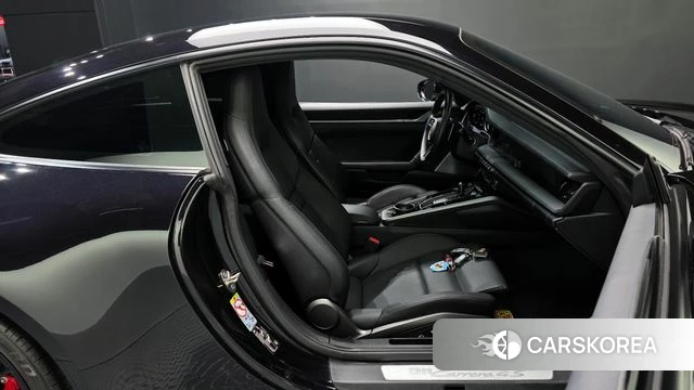 Porsche 911(992) id 4268509 из Кореи 18