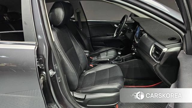 Kia Stonic id 4338971 из Кореи 18