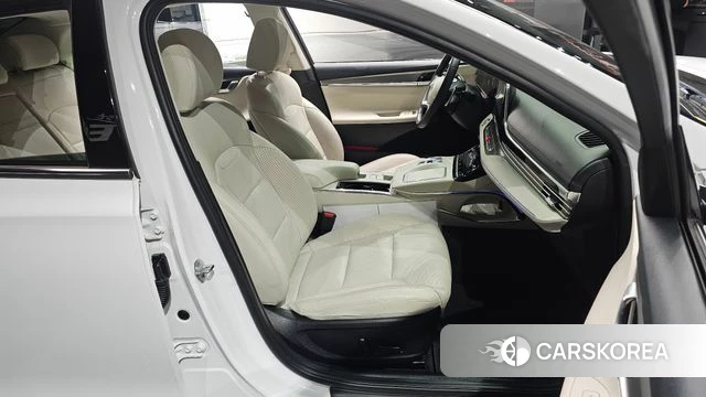 Hyundai The New Grandeur IG id 4696965 из Кореи 18
