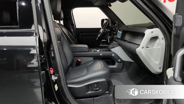 Land Rover Defender (L663) id 4434148 из Кореи 18