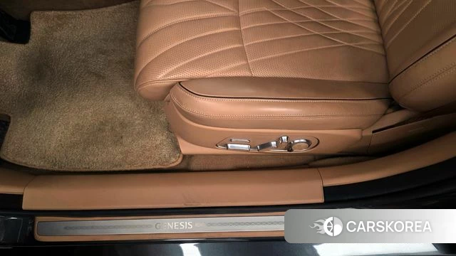 Genesis G90 (RS4) id 4354364 из Кореи 18