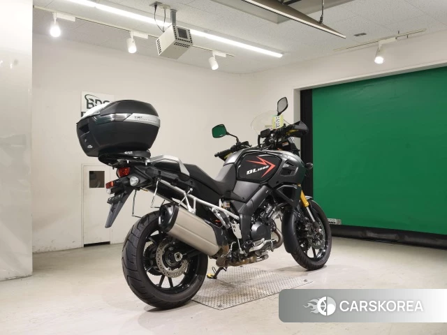Проданный Suzuki V-STROM DL1000 2016 из Японии, фото 2