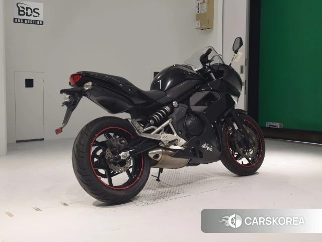 Проданный Kawasaki NINJA 400R 2011 из Японии, фото 2