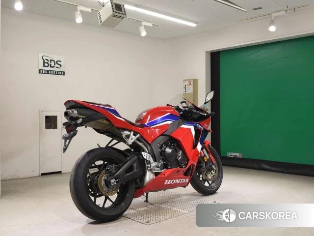 Проданный Honda CBR600RR 2022 из Японии, фото 2