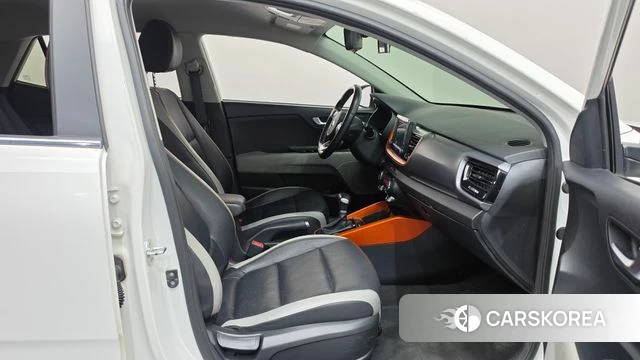 Kia Stonic id 4732617 из Кореи 18