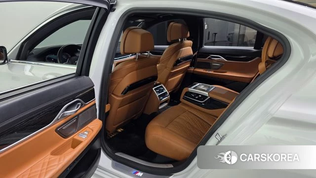 BMW 7 Series (G11) id 4556733 из Кореи 18